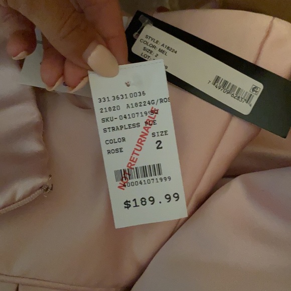 NWT Betsy & Adam Strapless Satin High-Low Gown - Picture 6 of 7